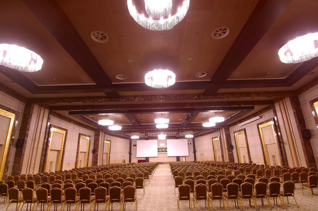 Dedeman Konya Hotel Convention Center Eksteriør bilde