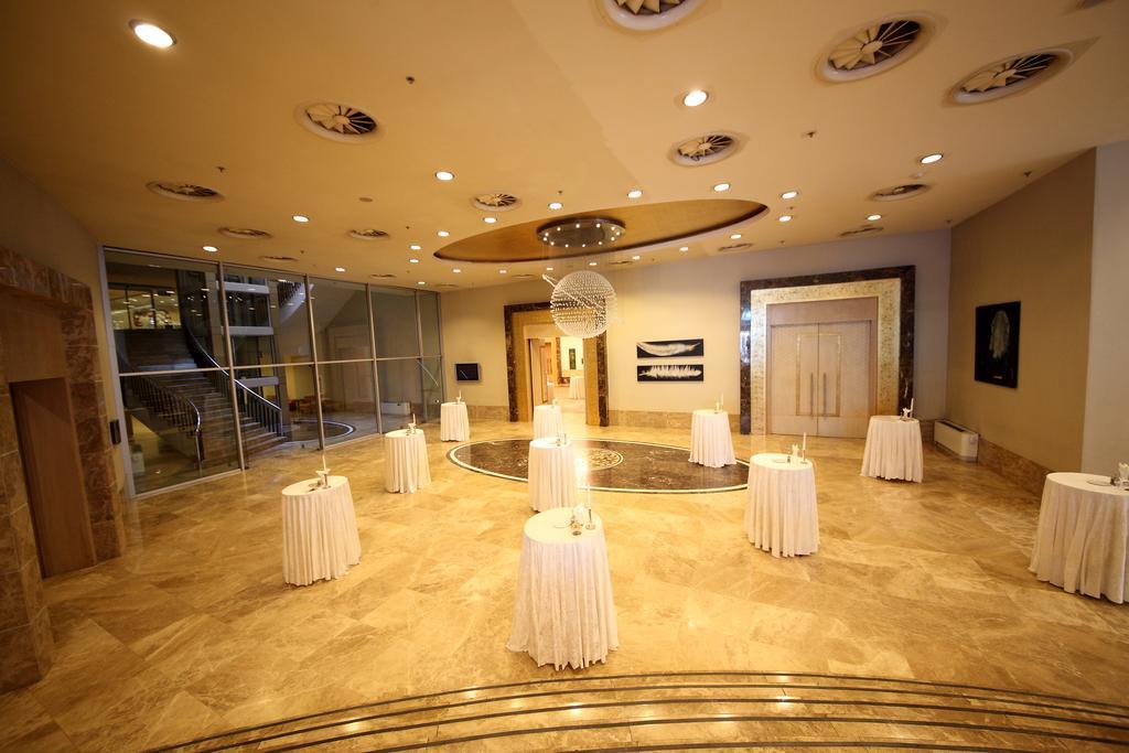 Dedeman Konya Hotel Convention Center Eksteriør bilde
