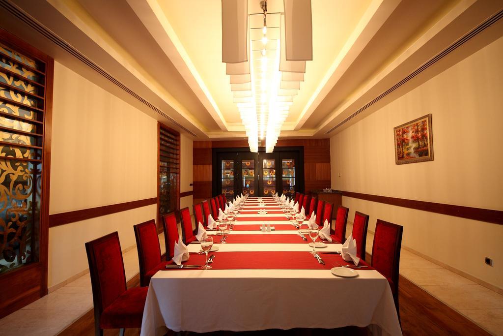 Dedeman Konya Hotel Convention Center Eksteriør bilde
